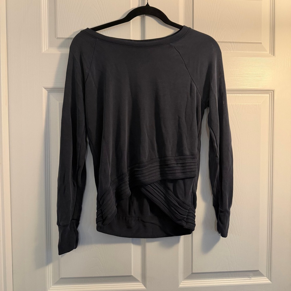Athleta Sweatshirt Navy Blue XS‎ Wrap Hem Athleisure Yoga Casual Pullover